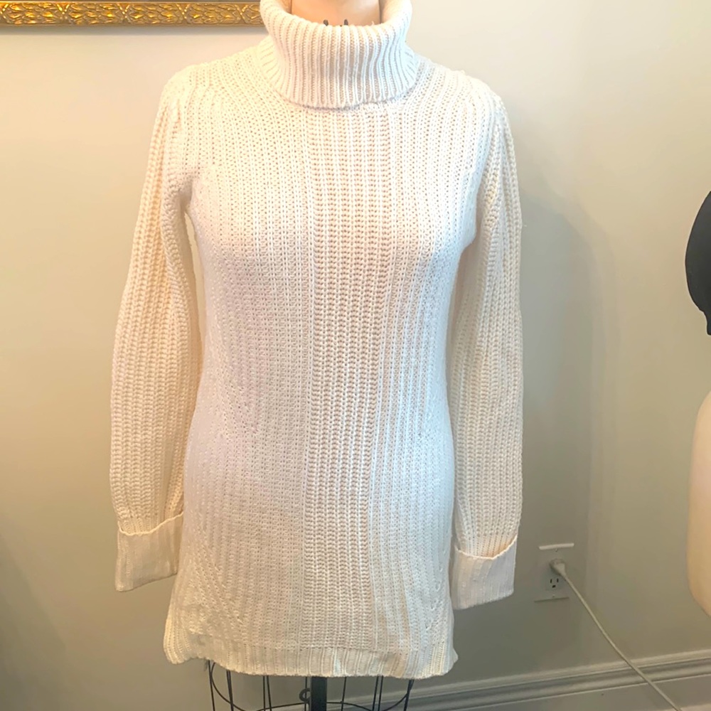 Max Studio cream rib knit turtle neck tunic sweater